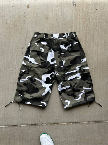 "Art of Emotion" Camo Cargo Jorts